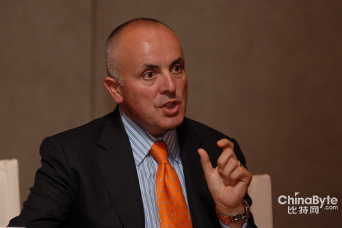 �׹��Ĺ�˾�͑��P(gu��n)ϵ�����߼�������Anthony Lye