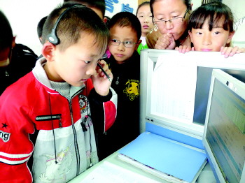 һ��С�x�����ڱO(ji��n) (t��ng)�_(t��i) (t��ng)ȡԒ��(w��)�T���Ԓ���